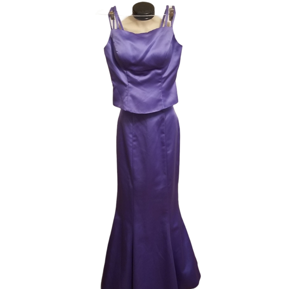 Alyce Purple Prom/Floor Length dress, sz 6